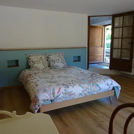 La Terralha 3*