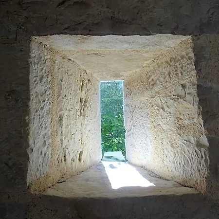 La Terralha 3*